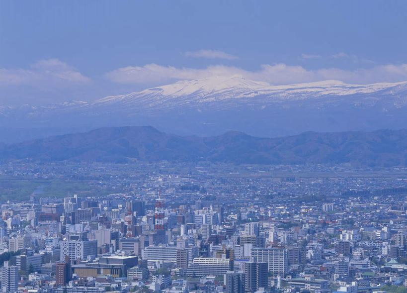 无人,家,横图,俯视,航拍,室外,白天,旅游,度假,山,日本,亚洲,许多,阴影,光线,影子,房屋,屋子,山峰,云,云朵,山峦,云彩,娱乐,楼房,住宅,排列,蓝色,白云,蓝天,天空,阳光,天,享受,休闲,放松,鸟瞰,队列,东亚,本州,本州岛,日本国,岩手,岩手县,彩图,高角度拍摄,房子