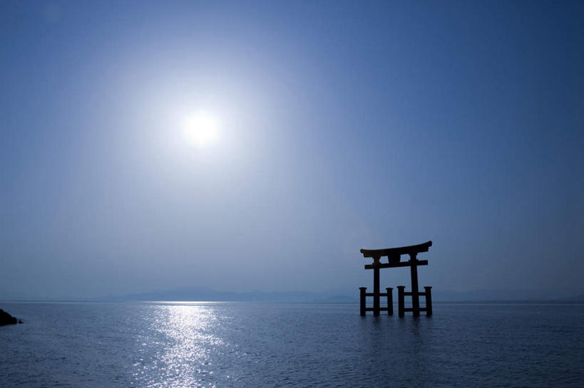 无人,横图,室外,白天,正面,旅游,度假,海浪,海洋,美景,太阳,日本,亚洲,阴影,光线,影子,鸟居,景观,浪花,娱乐,蓝色,蓝天,天空,阳光,自然,海水,天,享受,休闲,景色,放松,自然风光,海景,东亚,本州,本州岛,日本国,近畿地方,近畿,滋贺,滋贺县,大海,风浪,海,海水的波动,近岸浪,涌浪,彩图