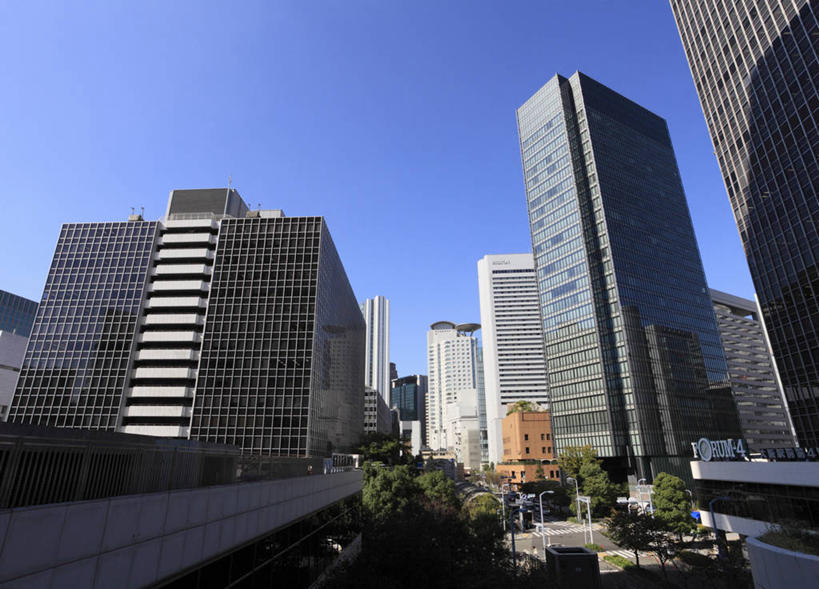 无人,高楼大厦,横图,室外,白天,仰视,度假,办公楼,美景,植物,城市风光,城市,大厦,建筑,摩天大楼,写字楼,日本,亚洲,阴影,光线,影子,景观,娱乐,树,树木,蓝色,绿色,蓝天,天空,阳光,自然,楼宇,天,享受,休闲,商务楼,景色,放松,大阪,生长,晴朗,成长,东亚,本州,万里无云,大阪府,本州岛,日本国,近畿地方,近畿,北区,晴空,晴空万里,彩图,低角度拍摄,大楼,高层建筑,高楼,摩天楼,梅田蓝天大厦,梅田空中庭园