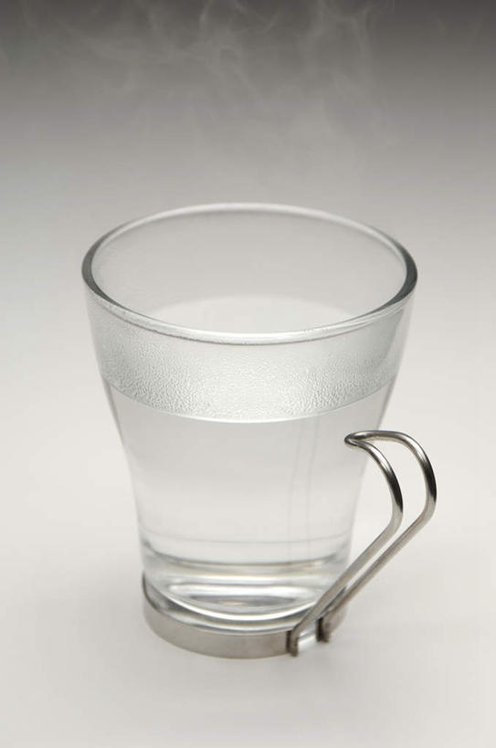 清酒,无人,竖图,俯视,室内,特写,白天,烹饪,水,雾,杯子,沸腾,蒸汽,日本料理,料理,食品,水蒸气,酒类,一杯,菜肴,美食,玻璃制品,酒,食物,饮料,水杯,日式料理,日式,摄影,佳肴,影棚,蒸发,玻璃杯,彩图,高角度拍摄,影棚拍摄,拍摄