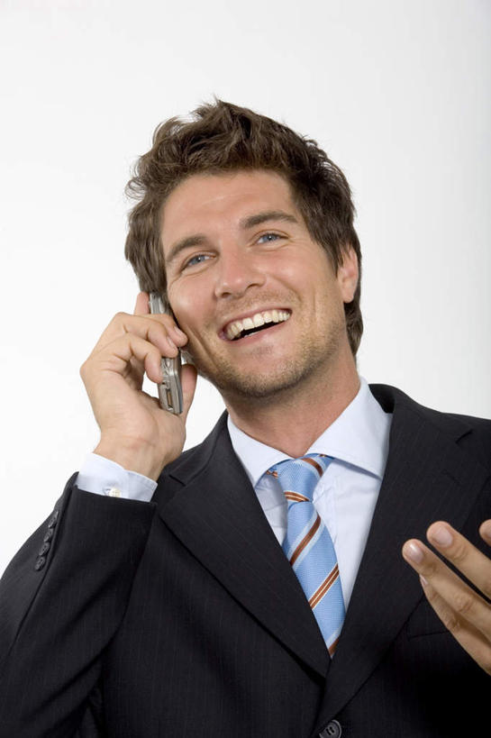 西方人,一个人,商务人士,商务男性,站,打电话,竖图,室内,白天,白色背景,正面,衬衫,电话,手机,欧洲,欧洲人,仅一个男性,仅一个人,握,套装,服装,领带,拿,拿着,注视,通讯设备,仅一个年轻男性,衣服,观察,看,站着,握着,摄影,服饰,影棚,观看,察看,象征,衣着,庄重,穿着,关注,商务装,身份,工薪阶层,正式,地位,衣饰,交流,男人,男性,年轻男性,白种人,白领,上班族,沟通,通话,站立,半身,彩图,影棚拍摄,衬衣,拍摄