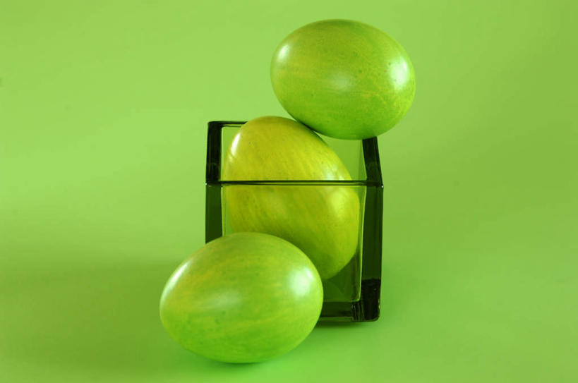 无人,横图,俯视,室内,特写,白天,复活节,绿色背景,阴影,节日,庆祝,反射,影子,塑料,蛋,文化,盒子,三个,一个,绿色,容器,塑料制品,庆典,摄影,影棚,单个,纪念,储藏,储存,彩蛋,复活节彩蛋,彩图,高角度拍摄,影棚拍摄,拍摄,贮存