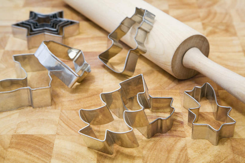 无人,横图,俯视,室内,特写,白天,植物,厨房,桌面,桌子,静物,圣诞节,阴影,节日,庆祝,装饰,反射,木制,擀面杖,影子,星星,圣诞树,文化,树,树木,绿色,自然,木制品,庆典,星形,生长,成长,模具,纪念,华丽,修饰,点缀,五角形,衬托,美观,雅致,雅观,五角星,彩图,高角度拍摄,灶间