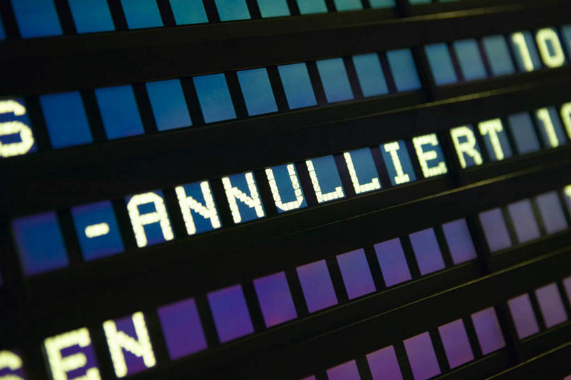 无人,机场,横图,室内,特写,白天,仰视,度假,显示器,美景,城市风光,城市,飞机场,德国,欧洲,一排,朦胧,模糊,整齐,英文,标志,屏幕,文字,字符,字母,景观,娱乐,标识,显示屏,排列,享受,休闲,景色,放松,英文字母,西欧,队列,输出设备,德意志联邦共和国,航空站,空港,彩图,低角度拍摄