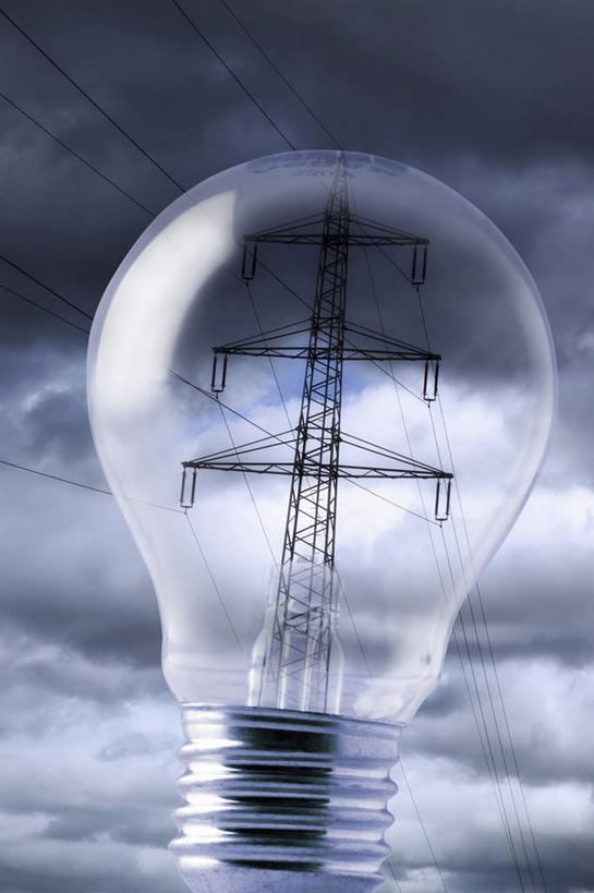 无人,竖图,插画,室内,白天,仰视,数码,科技,照明,阴影,电力,网络,钢材,灯泡,电缆,电线,支架,乌云,云,阴天,云朵,高光,几何,计算机图形,合成,云彩,图画,电塔,灯,画,一个,天空,灯具,天,白炽灯,能源,单个,支撑,照亮,电脑合成图,数码合成图,资源,昏暗,阴沉,合成图,供电设备,漫画,照明工具,高压电塔,高压输电线,写实,具体,具象,白炽灯泡,高压电线塔,高压塔,彩图,低角度拍摄