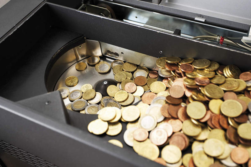 无人,横图,俯视,室内,特写,白天,钱,静物,一堆,许多,堆叠,堆积,钱币,很多,金融,经济,堆,流通,贸易,验钞机,货币,现金,硬币,彩图,高角度拍摄