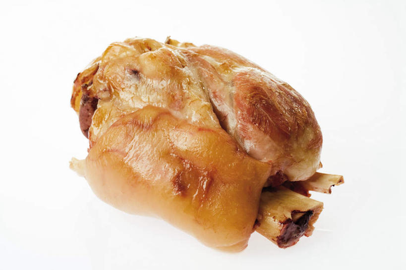 骨骼,无人,横图,俯视,室内,特写,白天,白色背景,桌面,桌子,阴影,反射,木制,影子,肉,骨头,猪肉,肉类,木制品,摄影,影棚,骨架,肉食,豚肉,彩图,高角度拍摄,影棚拍摄,拍摄