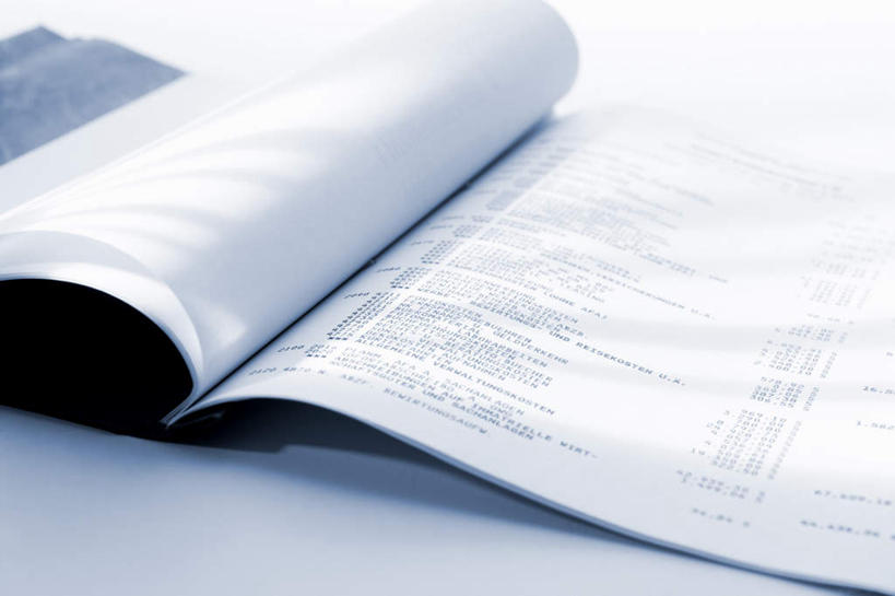 无人,横图,室内,特写,白天,白色背景,正面,看书,阅读,静物,书籍,学习,阴影,材料,档案,文件,影子,书本,资料,打开,看,读书,浏览,摄影,影棚,文档,书,图书,彩图,影棚拍摄,拍摄