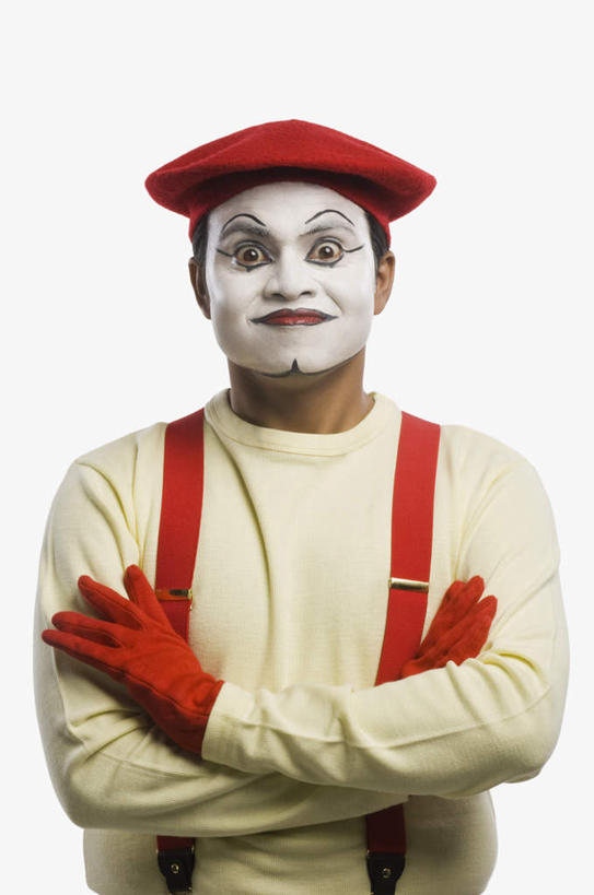 一个人,小丑,站,双手交叉,竖图,室内,白天,白色背景,正面,亚洲,仅一个男性,仅一个人,服装,注视,仅一个年轻男性,衣服,观察,看,站着,摄影,服饰,影棚,观看,察看,双手抱胸,衣着,穿着,关注,衣饰,男人,男性,年轻男性,亚洲人,印度人,丑角,站立,半身,彩图,影棚拍摄,拍摄