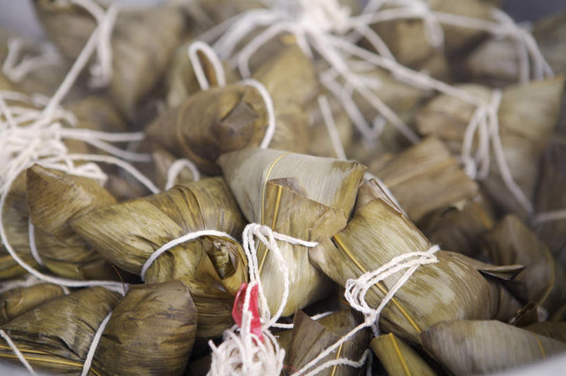 无人,横图,俯视,室内,特写,白天,叶子,端午节,一堆,许多,堆叠,堆积,节日,朦胧,模糊,庆祝,粽叶,绿叶,很多,粽子,文化,庆典,嫩叶,纪念,堆,箬叶,芦苇叶,角黍,筒粽,叶,叶片,彩图,高角度拍摄