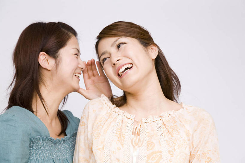 东方人,微笑,纯洁,可爱,童年,童趣,生活方式,肖像,耳语,童真,烂漫,无邪,天真,女人,亚洲人,年轻人,彩图