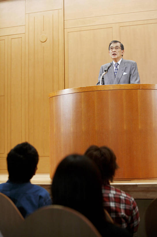 东方人,中年人,老年人,观众,生活方式,麦克风,男人,男性,亚洲人,彩图