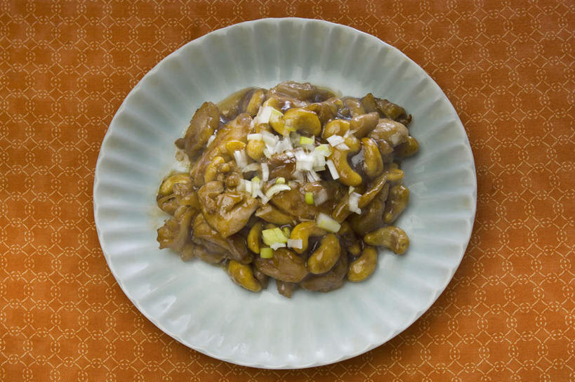 无人,横图,俯视,室内,留白,静物,炒菜,鸡肉,食品,坚果,饮食,桌布,一个,盘子,摄影,单个,堆,腰果,膳食,清新,主菜,东亚文化,健康食物,彩图,高角度拍摄,装饰菜,腰果鸡丁