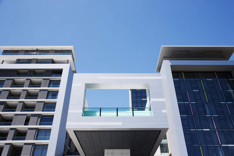 无人,高楼大厦,横图,室外,白天,仰视,度假,办公楼,美景,城市风光,城市,大厦,建筑,摩天大楼,写字楼,非洲,南非,景观,首都,娱乐,蓝色,蓝天,天空,楼宇,天,享受,休闲,商务楼,景色,放松,晴朗,万里无云,开普敦,省会,阿非利加洲,立法首都,南非共和国,西开普省,晴空,晴空万里,彩图,低角度拍摄,大楼,高层建筑,高楼,摩天楼