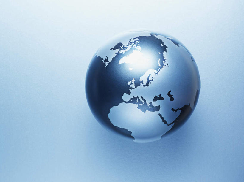 无人,横图,俯视,室内,特写,白天,仪器,海洋,桌面,桌子,静物,地图,阴影,蓝色背景,反射,网格,木制,地球仪,线条,影子,世界地图,地球,陆地,全球,球,一个,经纬线,模型,木制品,球体,摄影,地理,国家,影棚,单个,大陆,世界,纬线,版图,经线,经纬仪,地理学,彩图,高角度拍摄,影棚拍摄,拍摄,大洋,大洲