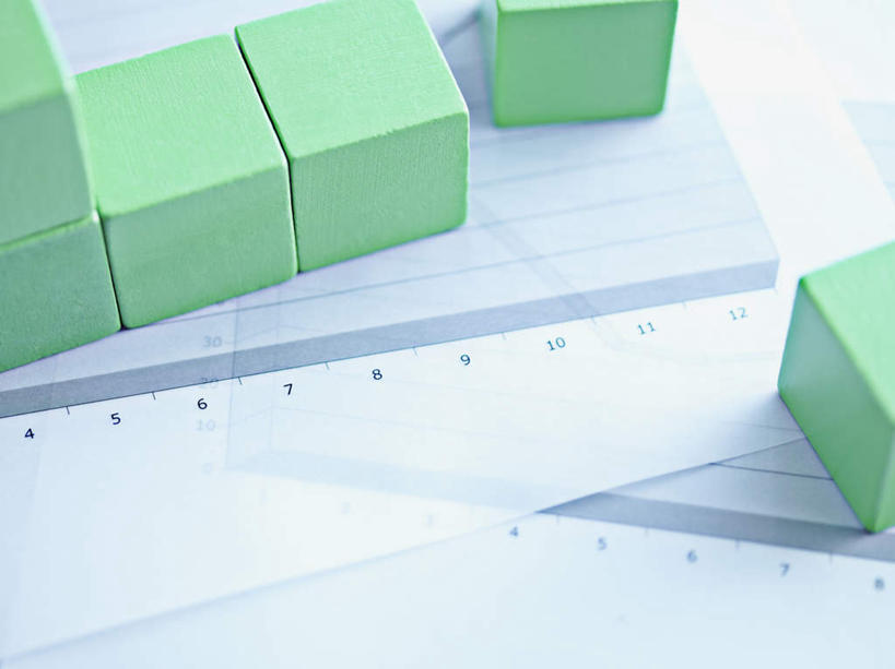 无人,横图,俯视,室内,特写,白天,游戏,智慧,桌面,桌子,静物,玩具,阴影,反射,木制,材料,档案,图表,文件,影子,纸,玩,娱乐,绿色,木制品,手稿,资料,休闲,积木,益智,摄影,影棚,活动,证明,思维,发泄,消遣,智力,文档,想象,宣泄,玩耍,嬉戏,彩图,高角度拍摄,影棚拍摄,拍摄