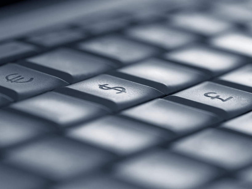 无人,横图,俯视,室内,特写,白天,键盘,静物,阴影,朦胧,模糊,反射,英文,标志,文字,影子,字符,字母,输入设备,通讯设备,标识,一个,单个,英文字母,通信设备,彩图,高角度拍摄