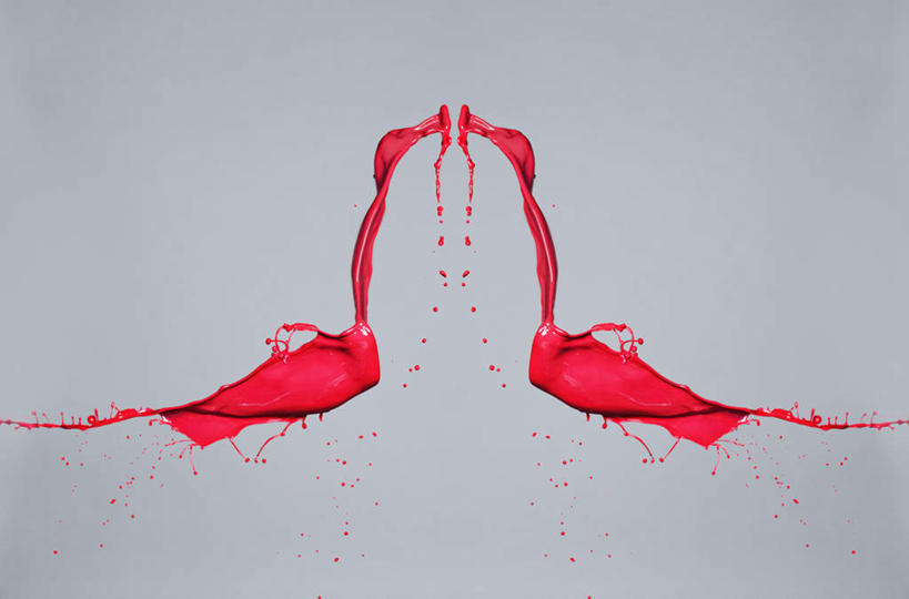 无人,横图,室内,特写,白天,正面,装修,飞溅,灰色背景,装饰,溅,材料,液体,水滴,装潢,水珠,红色,摄影,肮脏,影棚,油漆,保护,涂料,喷洒,邋遢,龌龊,污秽,彩图,影棚拍摄,拍摄