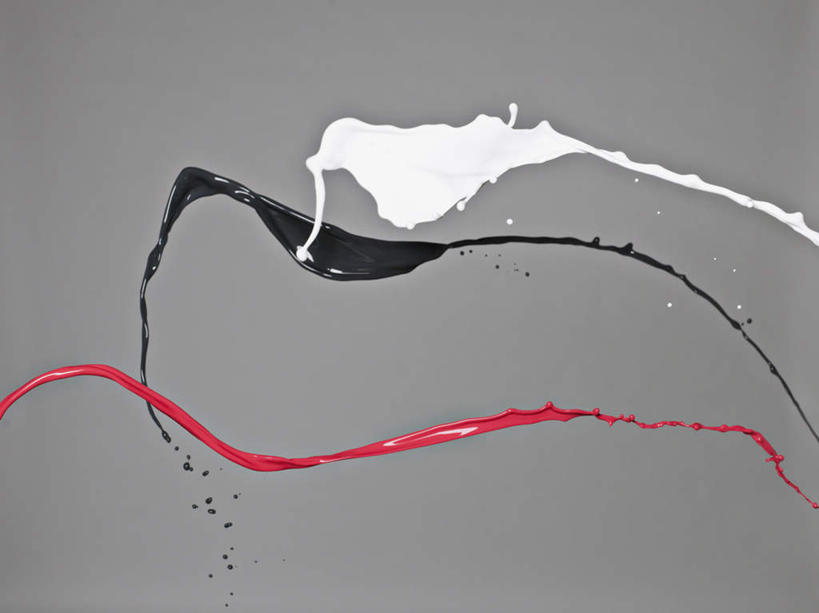 无人,横图,室内,特写,白天,正面,装修,飞溅,灰色背景,装饰,溅,材料,液体,水滴,装潢,水珠,红色,白色,黑色,摄影,肮脏,影棚,油漆,保护,涂料,喷洒,邋遢,龌龊,污秽,彩图,影棚拍摄,拍摄