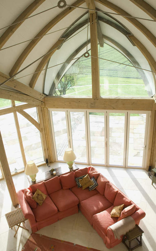 无人,家,客厅,竖图,俯视,室内,白天,别墅,窗户,家具,靠垫,落地窗,沙发,装修,桌子,建筑,照明,欧式,装饰,木制,房屋,屋子,公寓,灯光,靠枕,豪华,茶几,建设,现代,装潢,洋房,楼房,玻璃窗,住宅,灯,木制品,抱枕,灯具,落地灯,室内装潢,枕头,样板房,明亮,照亮,起居室,舒适,家居装潢,照明设备,房屋设计,地中海风格,古典风格,简约风格,布艺沙发,室内设计,宽敞,样板房装潢,客堂,设计,彩图,高角度拍摄,房子