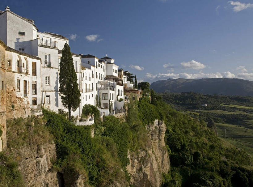 无人,家,横图,室外,白天,正面,旅游,度假,石头,美景,森林,山,山脉,树林,植物,柏树,西班牙,欧洲,阴影,光线,石子,影子,房屋,屋子,景观,山顶,山峰,云,云朵,山峦,云彩,娱乐,楼房,安达卢西亚,住宅,树,树木,蓝色,绿色,白云,蓝天,天空,阳光,自然,群山,天,享受,休闲,景色,放松,生长,晴朗,成长,南欧,自然风光,安达鲁西亚,沉积岩,西班牙王国,高尚,长寿,不朽,正气,安达卢西亚自治区,颠峰,极峰,水成岩,石块,岩石,晴空,彩图,房子