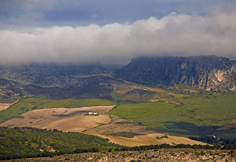无人,横图,俯视,航拍,室外,白天,旅游,度假,草地,草坪,石头,美景,山,山脉,植物,西班牙,欧洲,石子,景观,山峰,云,云朵,山峦,云彩,娱乐,安达卢西亚,草,树,树木,蓝色,绿色,白云,蓝天,天空,自然,群山,天,享受,休闲,景色,放松,生长,晴朗,成长,鸟瞰,南欧,自然风光,安达鲁西亚,隆达,西班牙王国,安达卢西亚自治区,石块,岩石,晴空,彩图,高角度拍摄