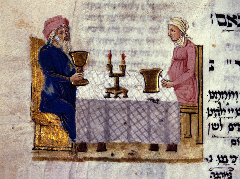 西方人,无人,两个人,家庭,夫妻,坐,横图,室内,白天,侧面,民族服装,爱情,绘画,餐桌,桌子,杯子,蜡烛,欧洲,欧洲人,艺术,标志,布料,材料,档案,头巾,文件,文字,纸,烛台,字符,字母,古典,浪漫,布纹,文化,标识,相视,桌布,餐巾,手稿,资料,工艺品,台布,品味,温暖,温馨,一家人,面对面,恩爱,恋人,餐台,对视,证明,美术,和睦,高雅,互视,蜡烛架,文档,相对,圣餐杯,相看,美学,圣杯,烛炬,烛架,男人,男性,女人,女性,中年男性,中年女性,白种人,夫妇,情侣,坐着,半身,彩图,传统服装,民俗服,伴侣,融洽