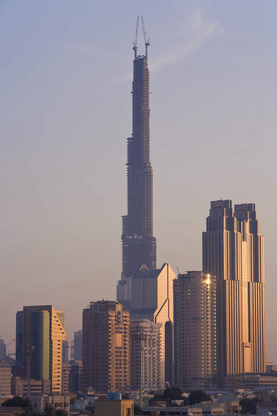 无人,高楼大厦,竖图,室外,白天,仰视,度假,美景,植物,城市风光,标志建筑,城市,大厦,地标,建筑,摩天大楼,阿联酋,亚洲,阴影,光线,影子,景观,娱乐,建设,树,树木,蓝色,绿色,蓝天,天空,阳光,自然,天,享受,休闲,景色,放松,生长,晴朗,成长,西亚,阿拉伯联合酋长国,迪拜,万里无云,迪拜塔,哈利法塔,比斯迪拜塔,杜拜,迪拜大厦,晴空,晴空万里,彩图,低角度拍摄,大楼,高层建筑,高楼,摩天楼