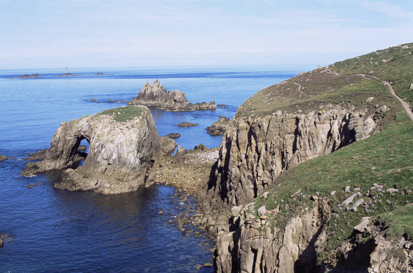 无人,横图,俯视,室外,白天,旅游,度假,海浪,海洋,石头,美景,沙滩,山,山脉,英国,欧洲,阴影,朦胧,模糊,光线,沙子,石子,影子,海岸,景观,浪花,山峰,悬崖,云,云朵,沙地,山峦,云彩,娱乐,蓝色,白云,蓝天,天空,阳光,自然,海水,群山,天,享受,休闲,景色,放松,晴朗,西欧,自然风光,大不列颠,海景,大不列颠及北爱尔兰联合王国,绝壁,大不列颠联合王国,日不落英帝国,康沃尔,康沃尔郡,兰兹角,大海,风浪,海,海水的波动,海滩,近岸浪,石块,岩石,涌浪,晴空,彩图,高角度拍摄