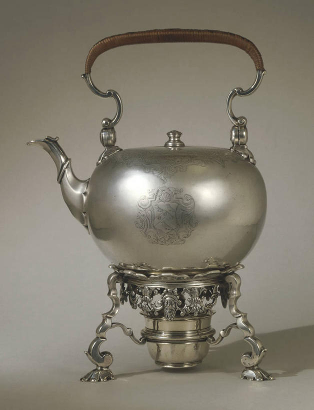 无人,竖图,特写,灰色背景,光线,壶,光芒,一个,灰色,摄影,单个,炊具,18世纪,美术工艺,彩图,影棚拍摄