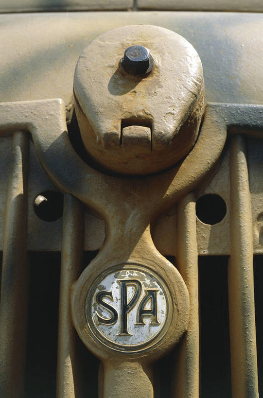 无人,竖图,室外,特写,白天,军事,金属,历史,一个,绿色,白色,星形,摄影,单个,工程,第二次世界大战,拖拉机,军用车,彩图