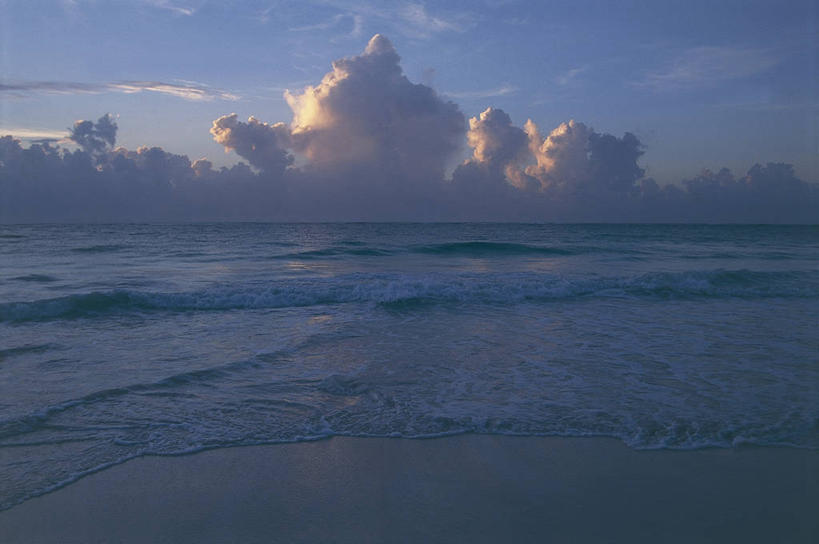 无人,横图,室外,旅游,度假,日出,海洋,美景,水,墨西哥,美国,地平线,景观,水平线,云,黎明,天气,娱乐,天空,自然,波浪,享受,休闲,景色,放松,摄影,宁静,环境,自然风光,肯他纳罗,尤卡坦半岛,图伦,自然地理,海滩,彩图