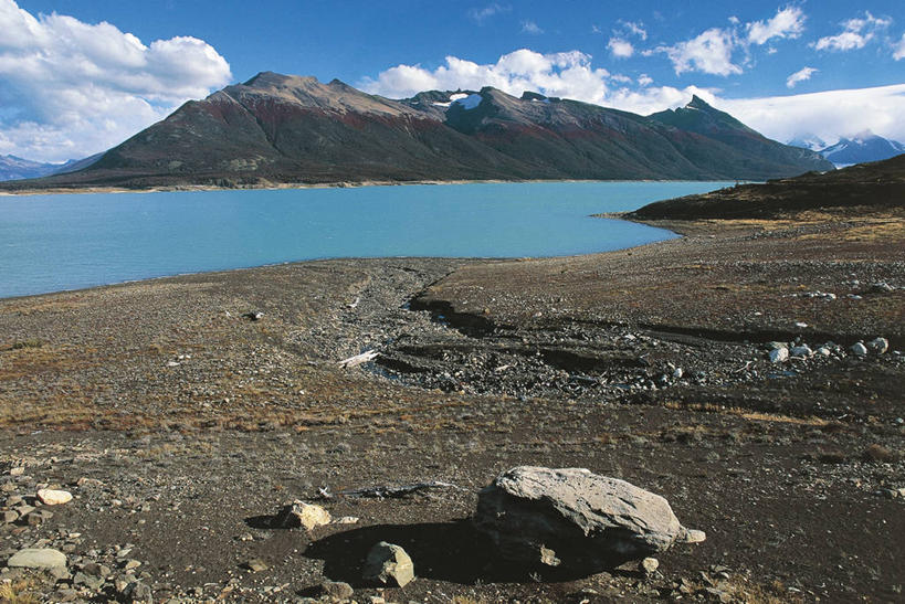 无人,横图,室外,白天,旅游,度假,湖,美景,山,阿根廷,地形,景观,云,娱乐,风景,天空,自然,享受,休闲,景色,南美,放松,摄影,环境,拉丁美洲,自然风光,巴塔哥尼亚,自然地理,海滩,岩石,彩图,旅行,阿根廷湖