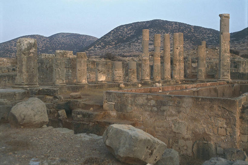 无人,横图,室外,山,建筑,利比亚,柱子,历史,废墟,摄影,考古学,彩图,过去