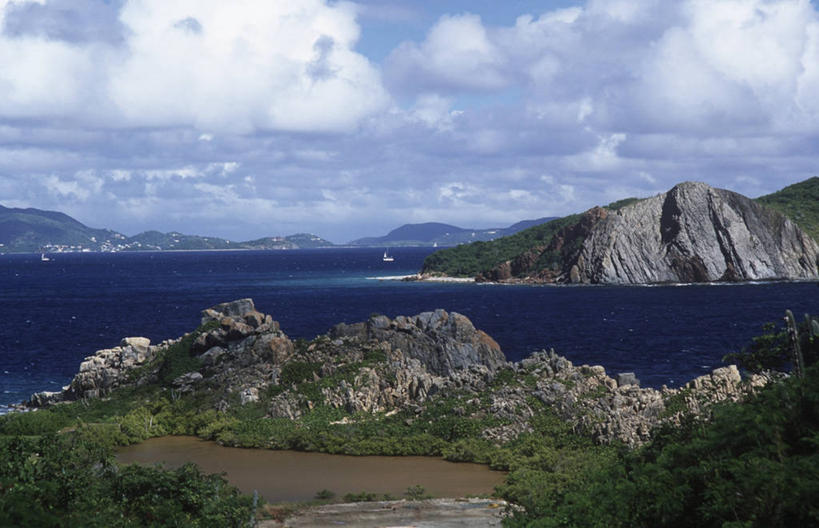 无人,横图,室外,白天,度假,海洋,海岸线,悬崖,风景,摄影,灌木,宁静,英属维京群岛,岩石,彩图