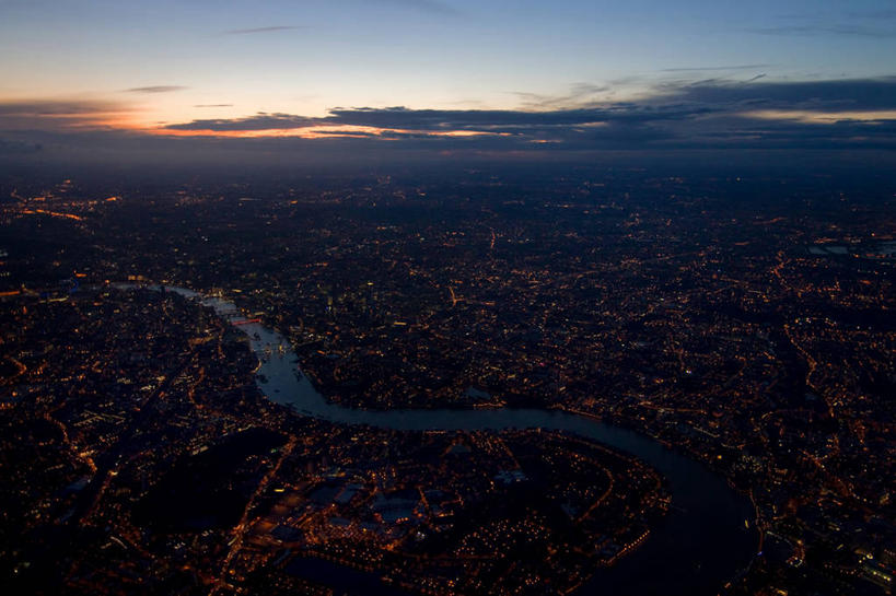 无人,机场,横图,俯视,航拍,室外,度假,河流,美景,日落,城市风光,城市,英国,景观,云,首都,娱乐,风景,天空,自然,享受,休闲,景色,放松,摄影,照亮,鸟瞰,希思罗机场,彩图,高角度拍摄