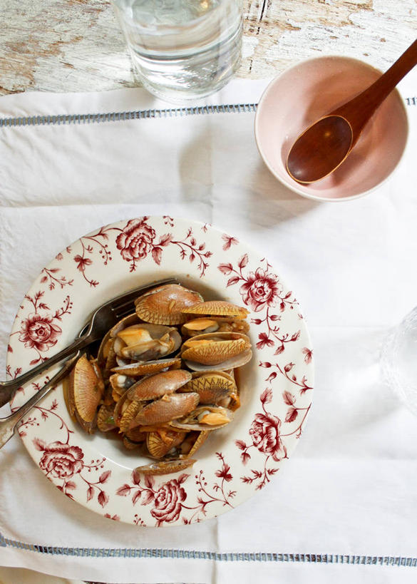 无人,竖图,俯视,室内,白天,桌子,马来西亚,花纹,亚麻布,食品,白色,盘子,餐巾,碗,摄影,中国文化,海产,彩图,高角度拍摄,马来文化