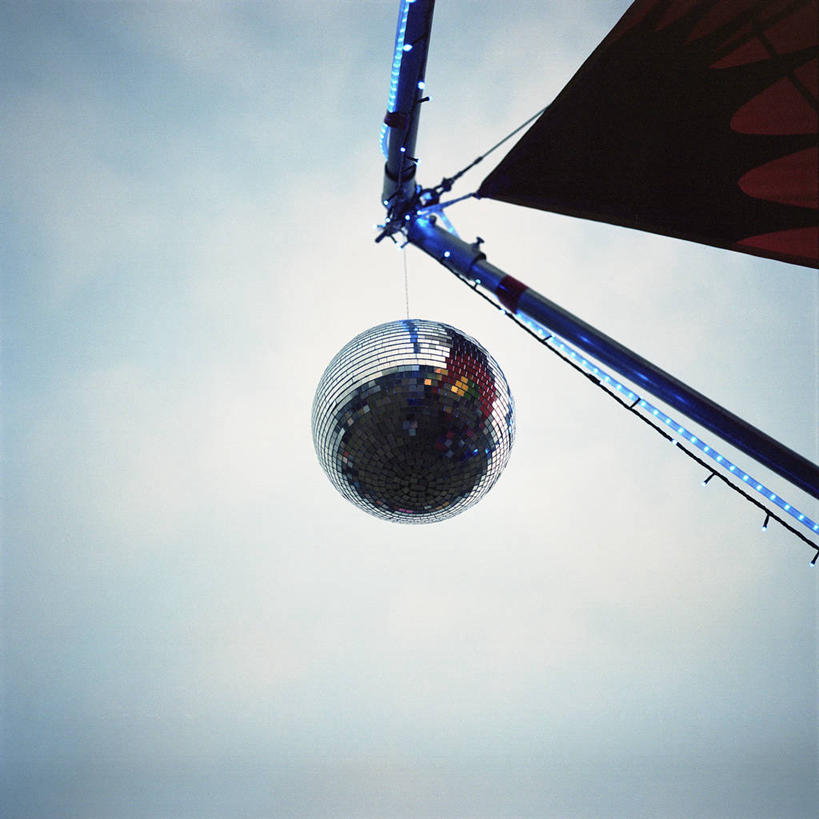 无人,方图,彩色,室外,白天,霓虹灯,日本,吊挂,悬挂,日本文化,反射,灯光,七彩,挂,光源,霓虹,灯,球体,摄影,简单,照明设备,东亚,氖灯,三维图形