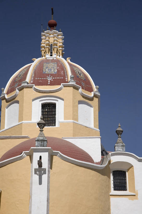 无人,宫殿,竖图,室外,白天,仰视,建筑,墨西哥,历史,废墟,天空,地标建筑,摄影,宗教,拉丁美洲,圆顶建筑,万里无云,墨西哥文化,彩图,低角度拍摄,旅行,传统文化,墨西哥州