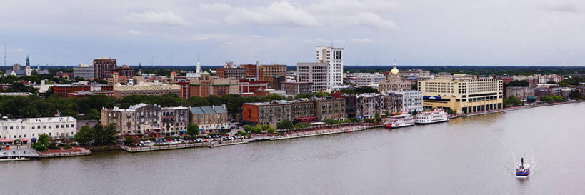 无人,码头,横图,全景,俯视,室外,白天,商务,河流,水,城市,港口,建筑,船,美国,河岸,云,现代,天空,办公大楼,运输,摄影,北美,市区,金融区,彩图,高角度拍摄,摆渡口,埠头,渡口,渡头,港湾,海港,货运码头,口岸,商港,查塔姆县