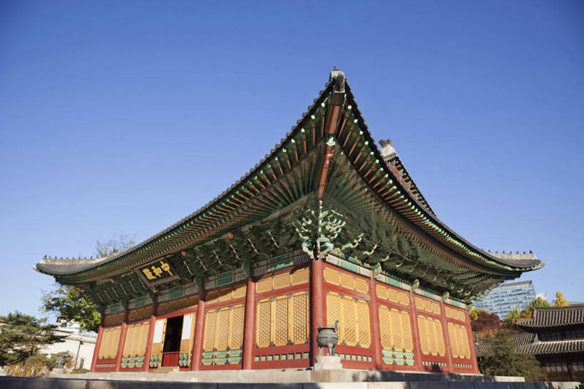 无人,宫殿,横图,室外,白天,仰视,旅游,度假,建筑,首尔,韩国,屋顶,首都,历史,地标建筑,摄影,万里无云,德寿宫,朝鲜半岛,彩图,低角度拍摄,旅行,传统文化