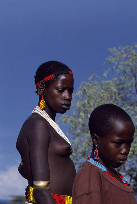 儿童,成年人,两个人,竖图,非洲,埃塞俄比亚,装饰,摄影,项坠,女孩,女人,彩图,传统文化
