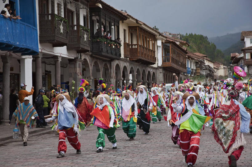 成年人,横图,方图,秘鲁,圣诞节,庆祝,南美,摄影,南美洲,拉丁美洲,美洲,游行,秘鲁共和国,库斯科,首府,亚美利加洲,南亚美利加洲,玉米之仓,库斯科省,武器广场,男人,舞者,彩图,传统服装,旅行,装扮,库斯科大区,传统文化