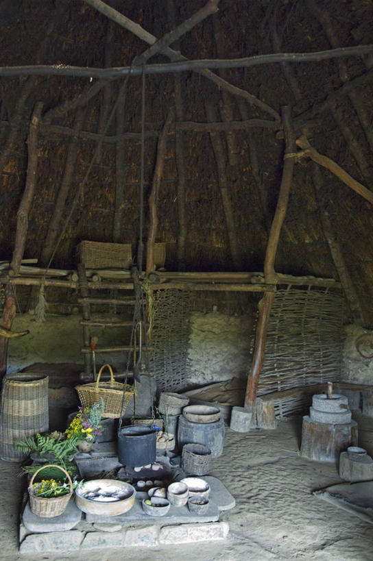 儿童,横图,室外,旅游,纺织品,英国,行人,游客,游人,城堡,教育,旋转,历史,路人,旅客,地标建筑,教,摄影,羊毛,考古学,国家公园,威尔士,过客,彭布罗克郡,彩图