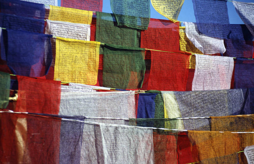 无人,横图,彩色,旗帜,尼泊尔,亚洲,首都,经幡,黄色,红色,蓝色,祈祷,晾衣服,摄影,宗教,佛教,五颜六色,明亮,色彩斑斓,神殿,五彩缤纷,加德满都,喜马拉雅山脉,苏瓦扬布拿佛塔,五彩斑斓,灵性,五光十色,彩图