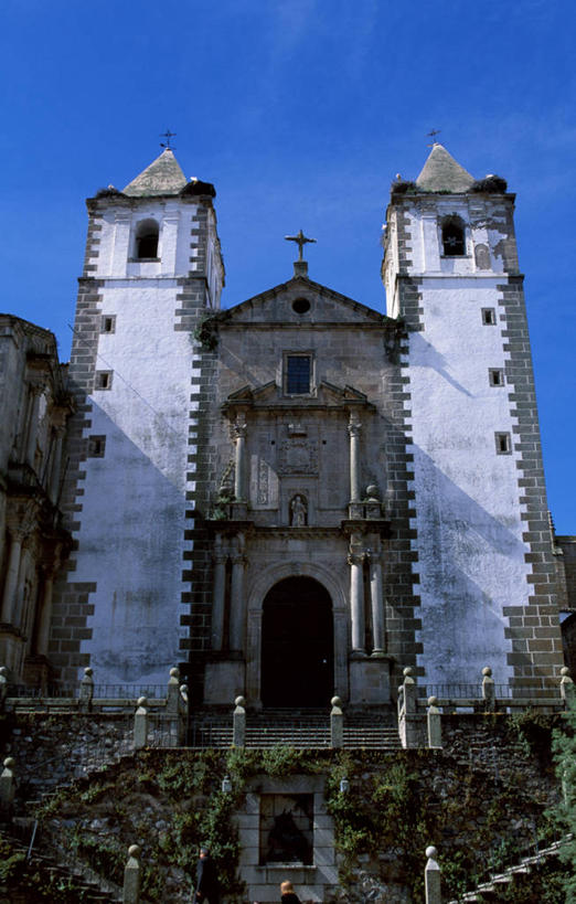 无人,教堂,竖图,楼梯,门,西班牙,欧洲,十字架,柱子,钟楼,塔,宏伟,摄影,复杂,宗教建筑,埃斯特雷马杜拉,彩图