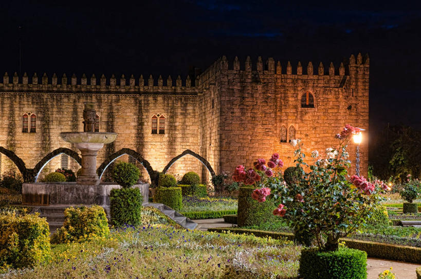 无人,宫殿,横图,室外,夜晚,建筑,喷泉,葡萄牙,拱门,历史,天空,摄影,园林,宁静,照亮,布拉加,彩图