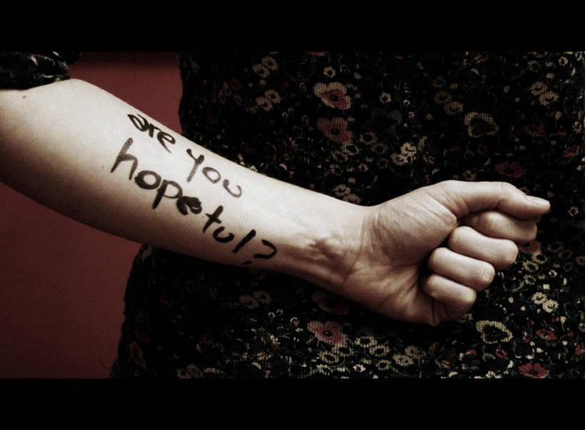 手,一个人,横图,室内,意大利,花纹,文字,摄影,英文字母,部分,背手,想法,彩图