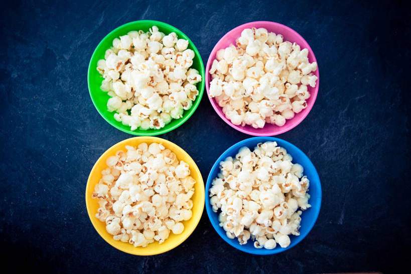 无人,横图,俯视,室内,特写,加拿大,一排,整齐,饮食,排列,粉色,黄色,绿色,碗,四个,爆米花,摄影,多样,队列,清新,健康食物,彩图,高角度拍摄,晕影