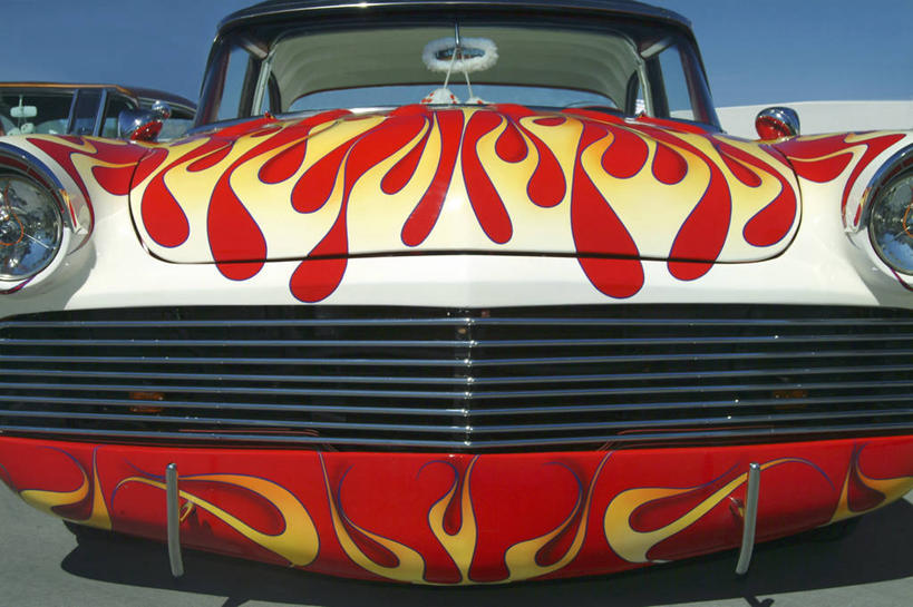 无人,横图,彩色,室外,特写,白天,正面,复古,汽车,照明,美国,挡风玻璃,火焰,灯,一个,黄色,红色,灯具,个性,运输,摄影,单个,五颜六色,照亮,色彩斑斓,照明设备,老爷车,五彩缤纷,前照灯,前大灯,拉斯维加斯,车前灯,五彩斑斓,五光十色,设计,彩图,风帽,改装车